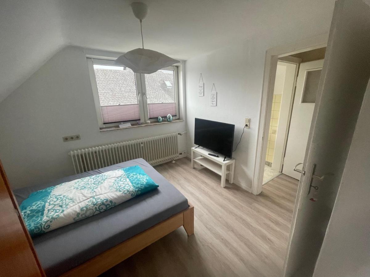 Monteurzimmer Zimmer + Wc วิลลิงเงิน ภายนอก รูปภาพ